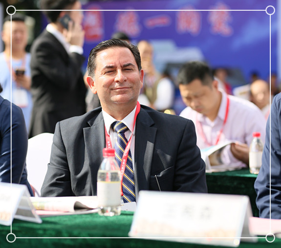 ī�����v�V�ݿ��I(l��ng)���^���I(l��ng)�� Mr. Carlos Giralt.JPG